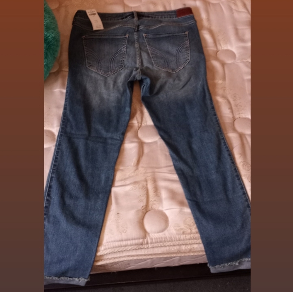 Hollister skinny jeans
